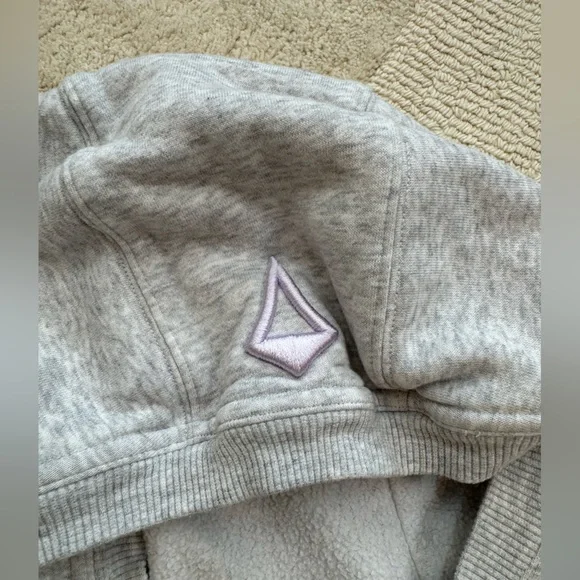 Ivivva Gray Full-Zip Hoodie Sweatshirt - Picture 3 of 12